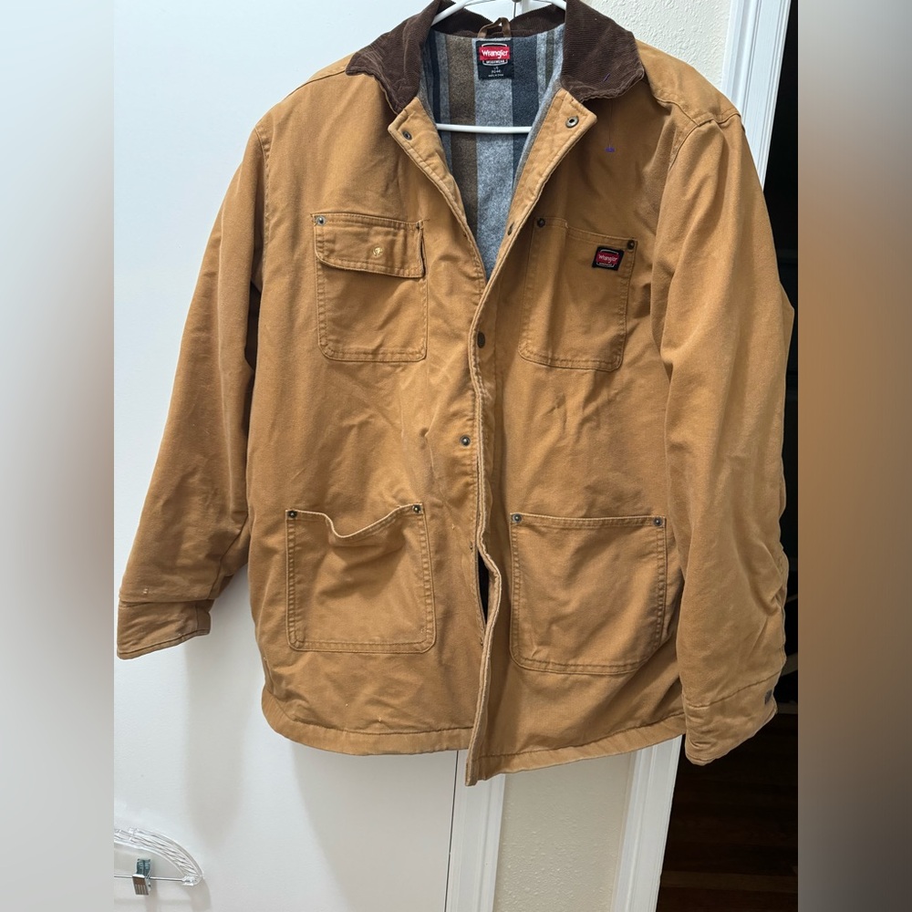 Viral barn jacket